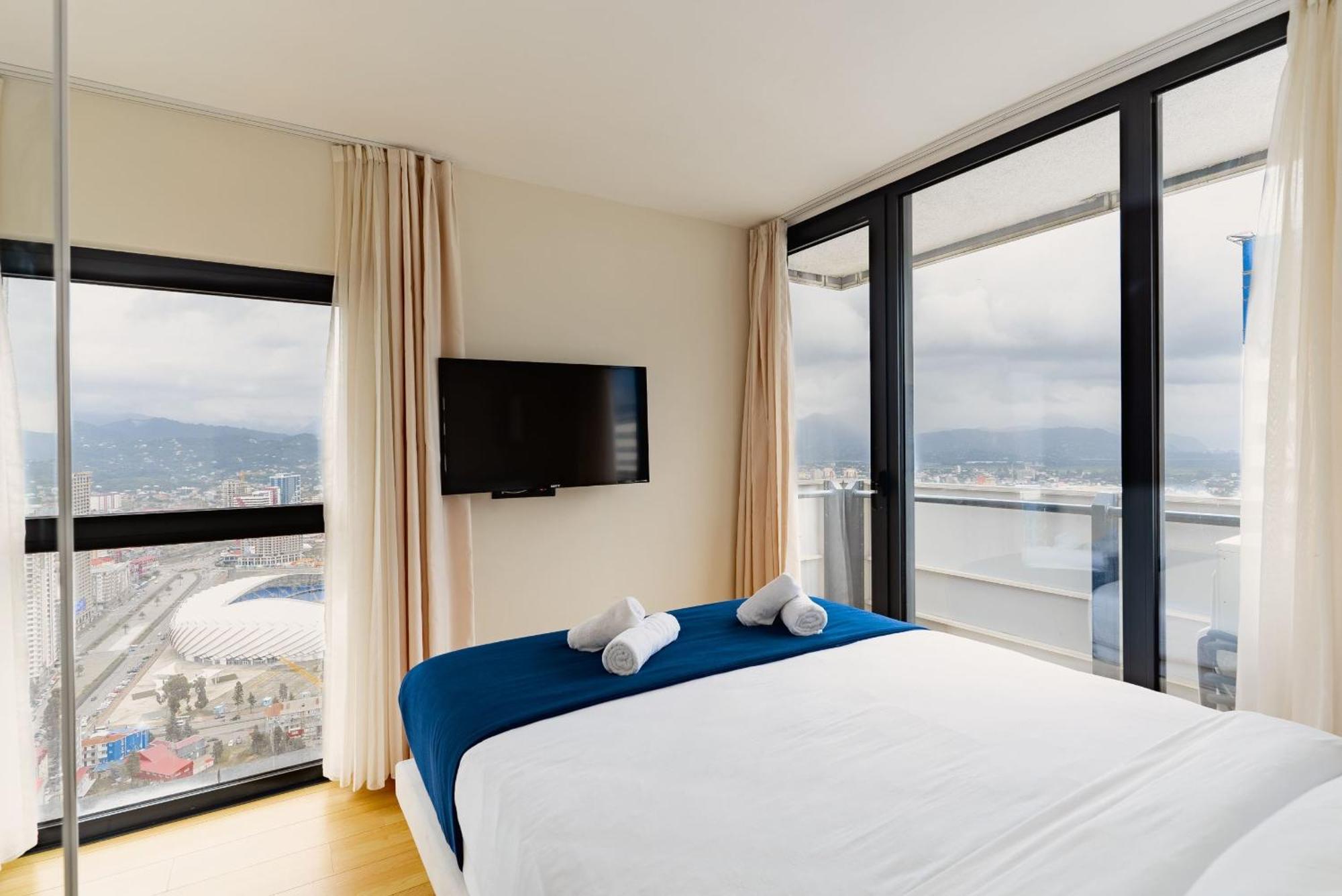 Luxury Beach Front Hotel Μπατούμι Εξωτερικό φωτογραφία