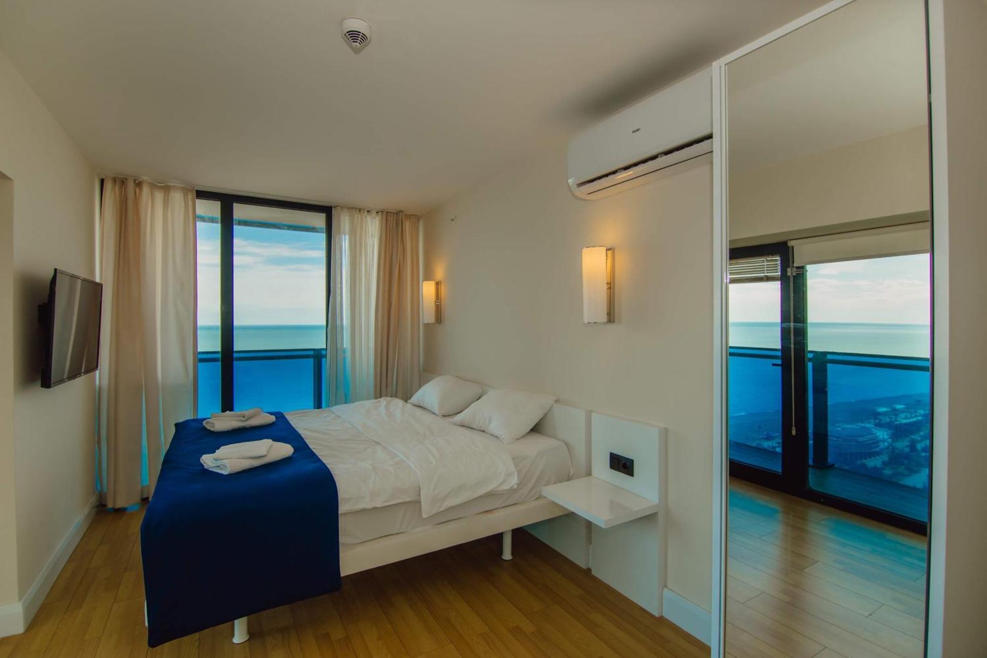 Luxury Beach Front Hotel Μπατούμι Εξωτερικό φωτογραφία