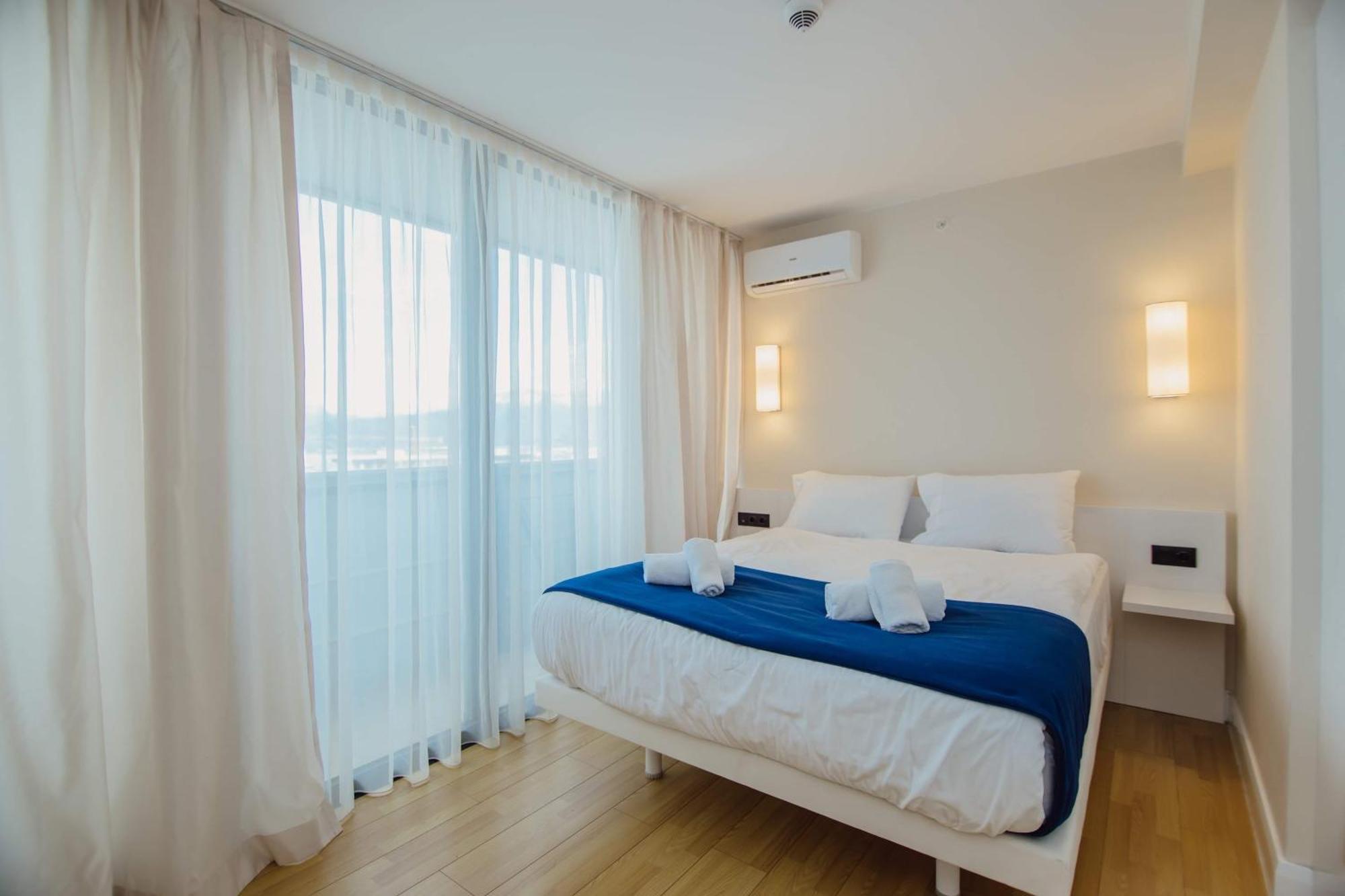 Luxury Beach Front Hotel Μπατούμι Εξωτερικό φωτογραφία