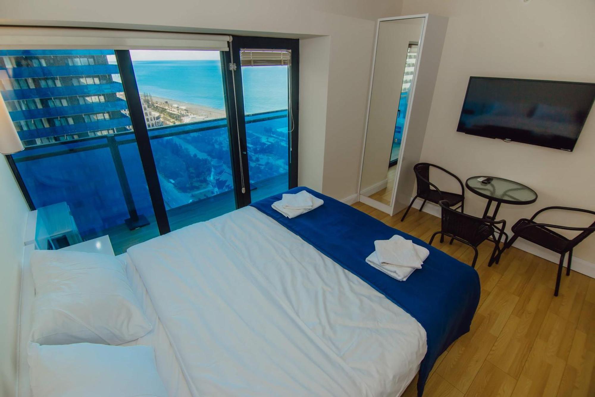 Luxury Beach Front Hotel Μπατούμι Εξωτερικό φωτογραφία