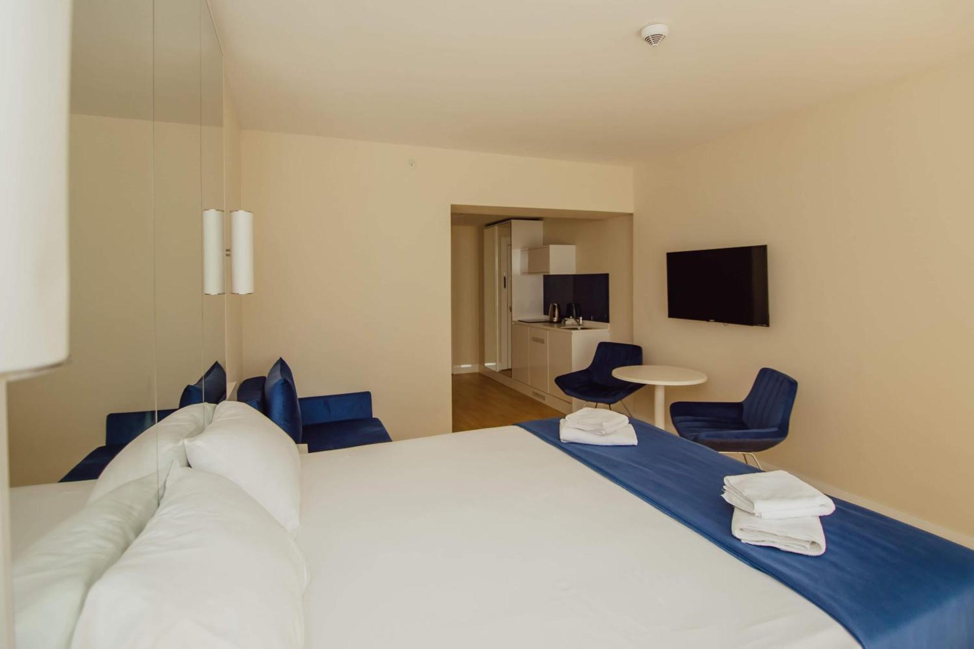 Luxury Beach Front Hotel Μπατούμι Εξωτερικό φωτογραφία